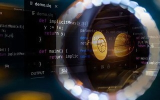 果洛 ,php声明和调用变量的符号是什么？